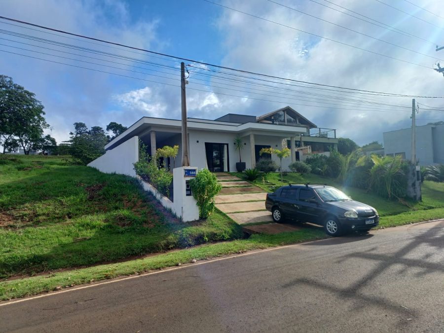 Casa Alto Padrão - Venda - Terras de Santa Cristina Xiii Setor Iate - Paranapanema - SP